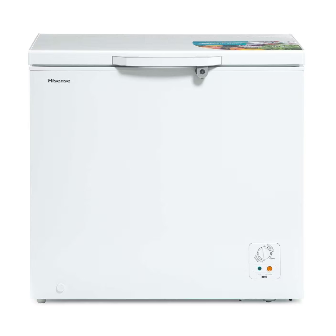 Imagen de un congelador Hisense blanco